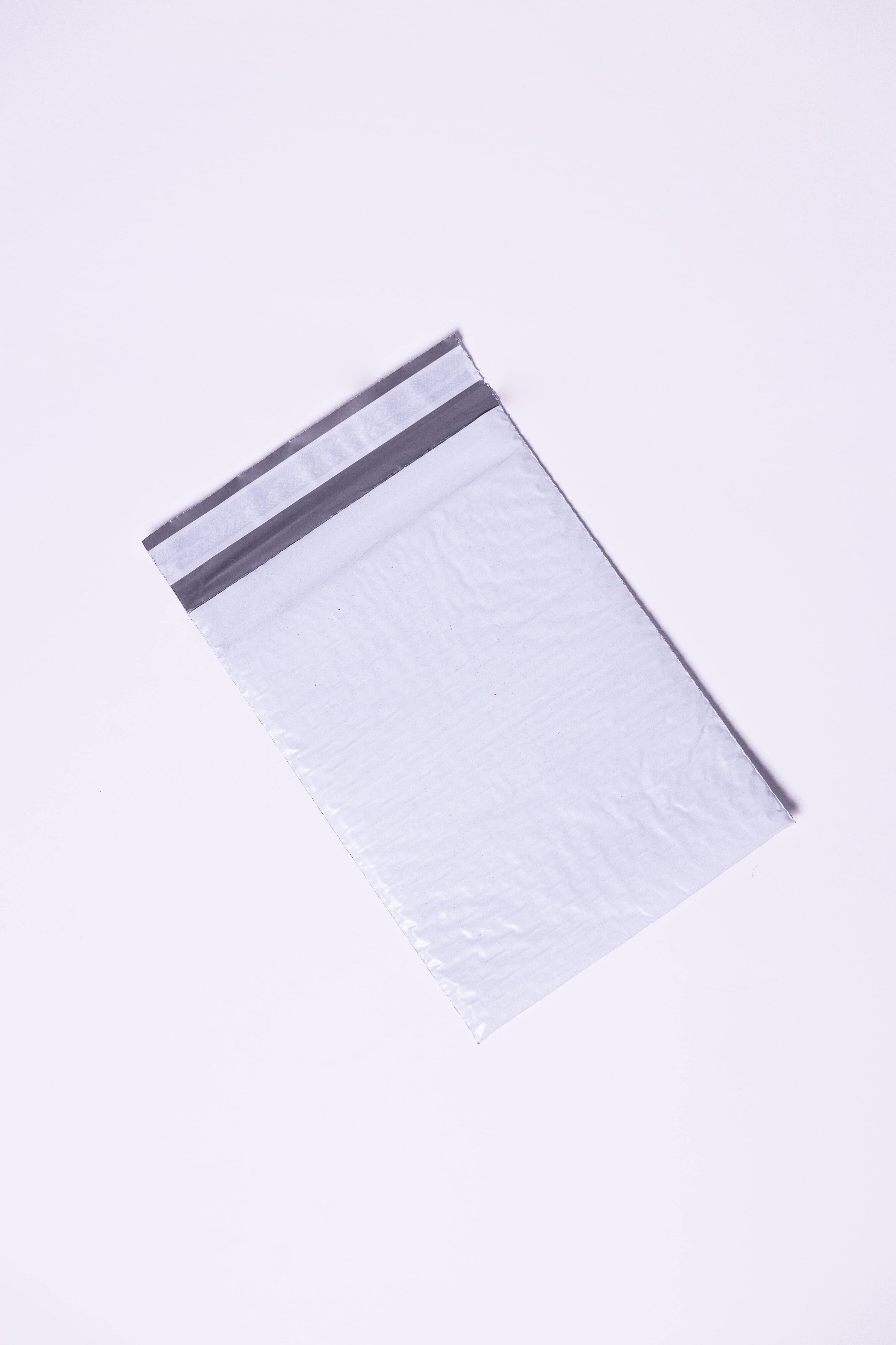 2 8.5x12 White Poly Bubble Mailer, 100/cs
